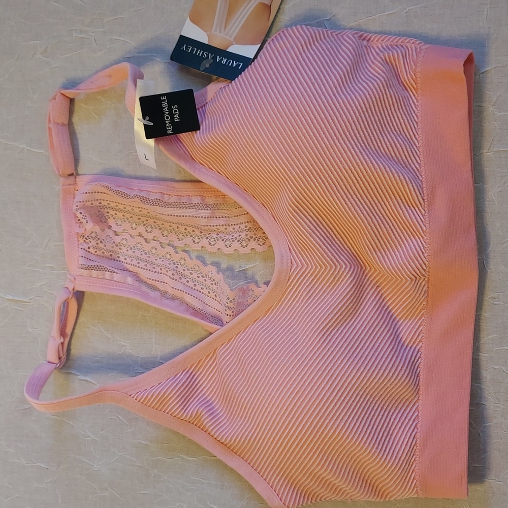Laura Ashley Large seamless bra
